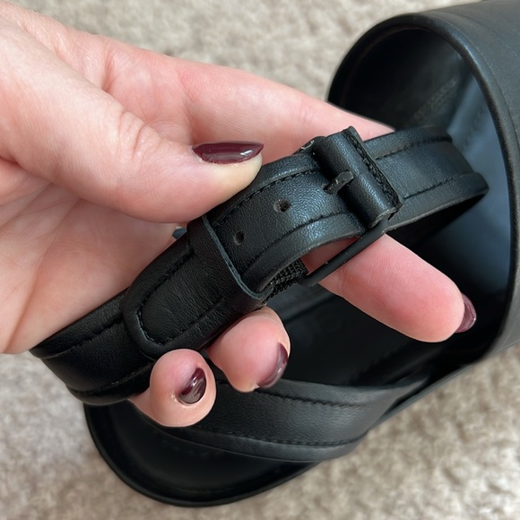 Vince Vienna Open Toe Leather Platform Sandals - Picture 8 of 9